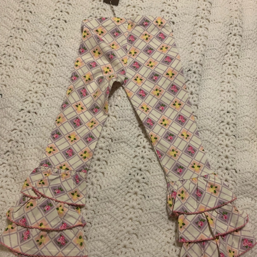 Girls' Floral Ruffle Pants - Picture 3 of 6
